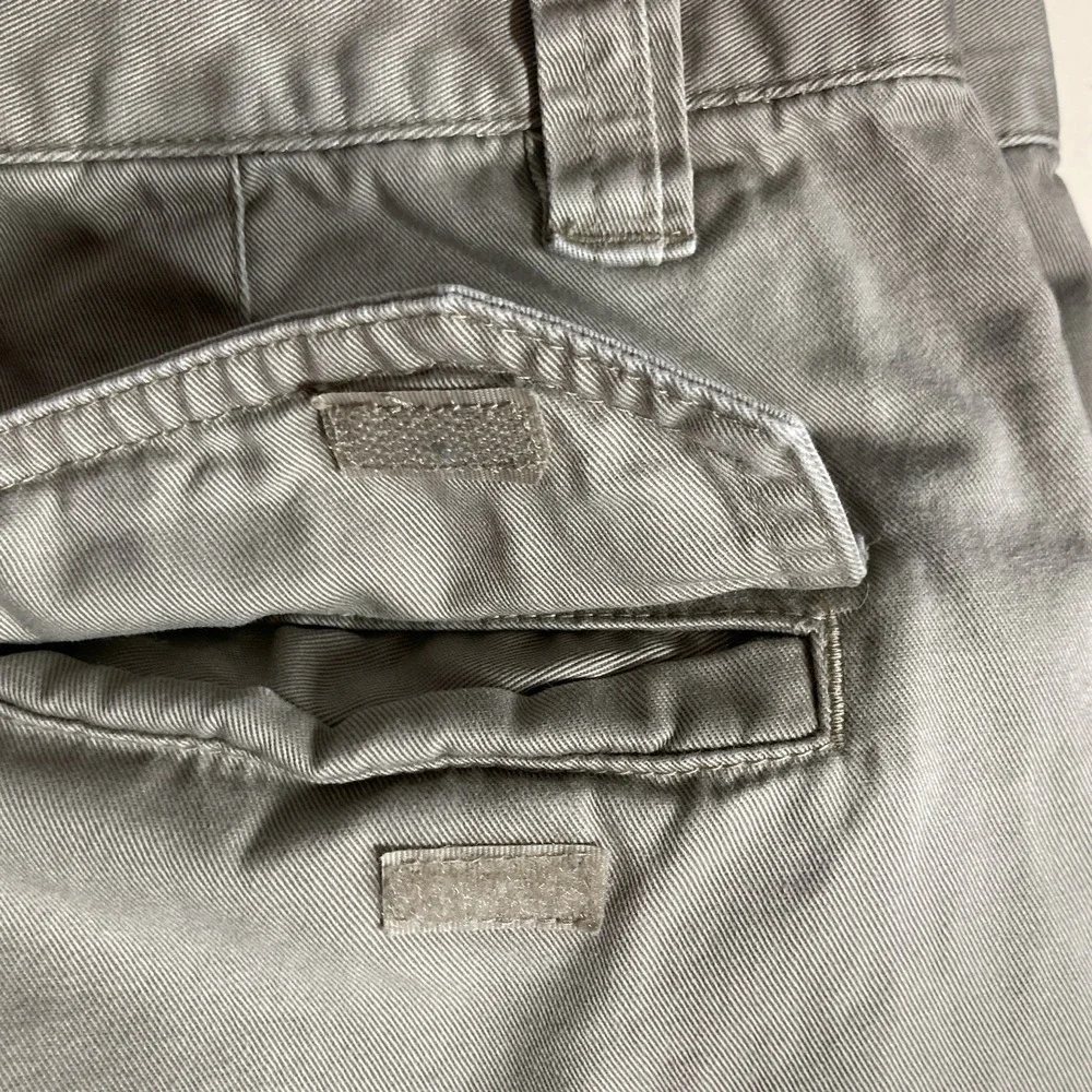 Columbia Cargo Shorts Mens 36 Khaki 10 in Inseam Gorpcore Utility Hiking Trails
